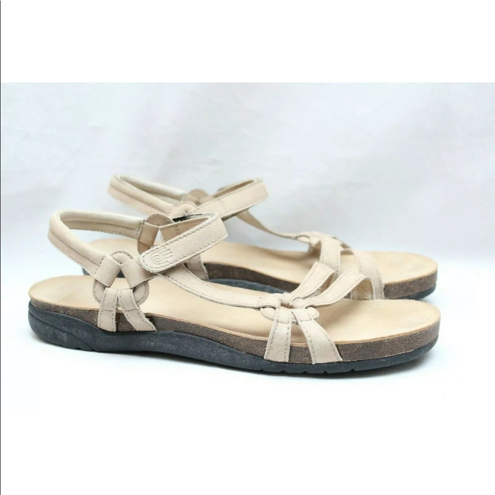 Teva cream ventura cork sandals